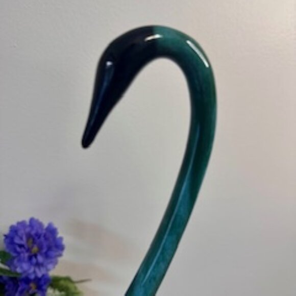 Blue Mountain Pottery Large Heron Swan Figurine Canadian Art Pottery Collectible - Picture 4 of 5